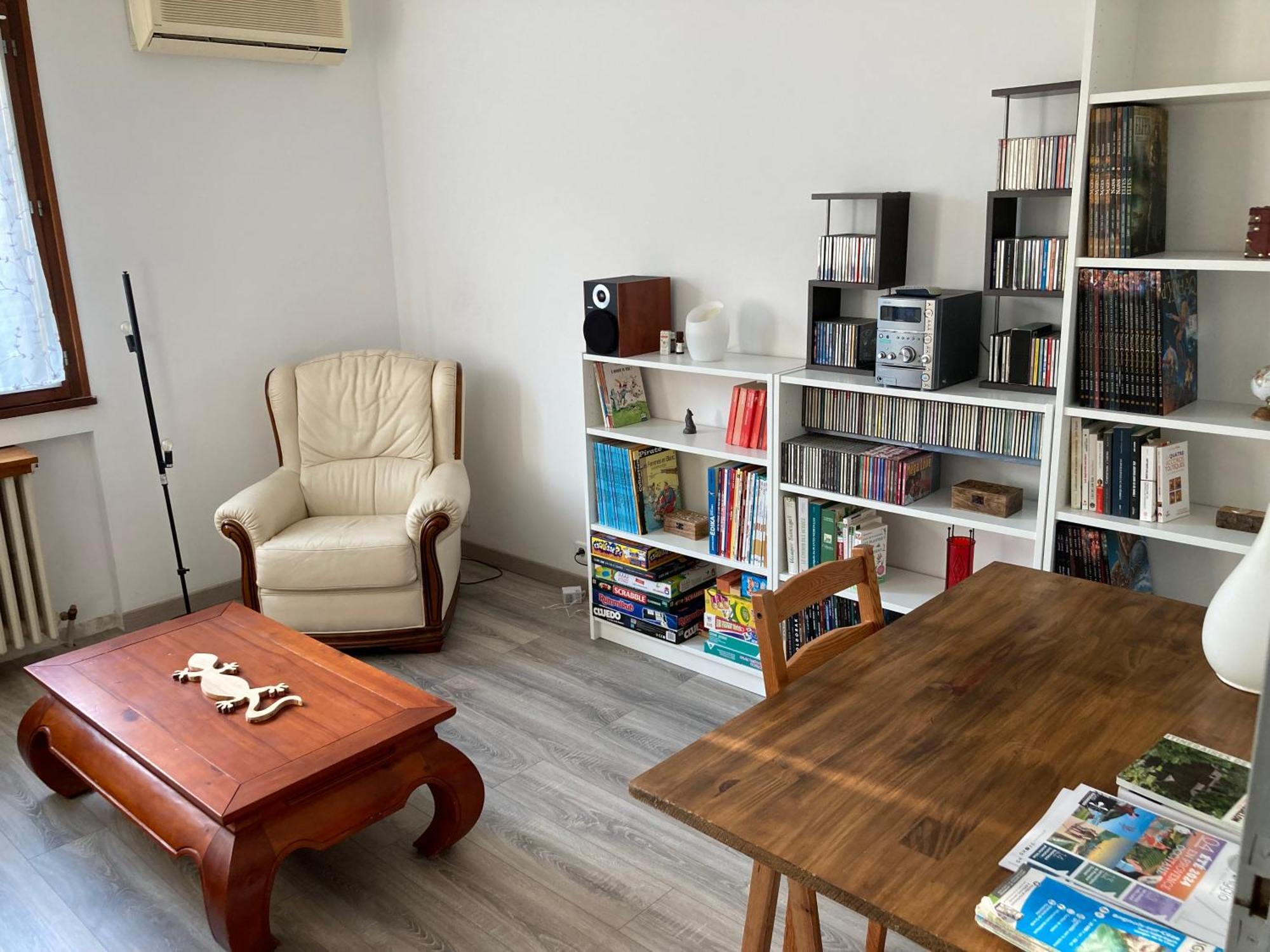 Maison Lumineuse Bagnols-sur-Ceze Ngoại thất bức ảnh